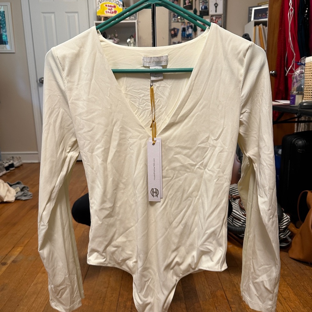 House of Harlow 1960 Cream Fitted Long Sleeve Bodysuit